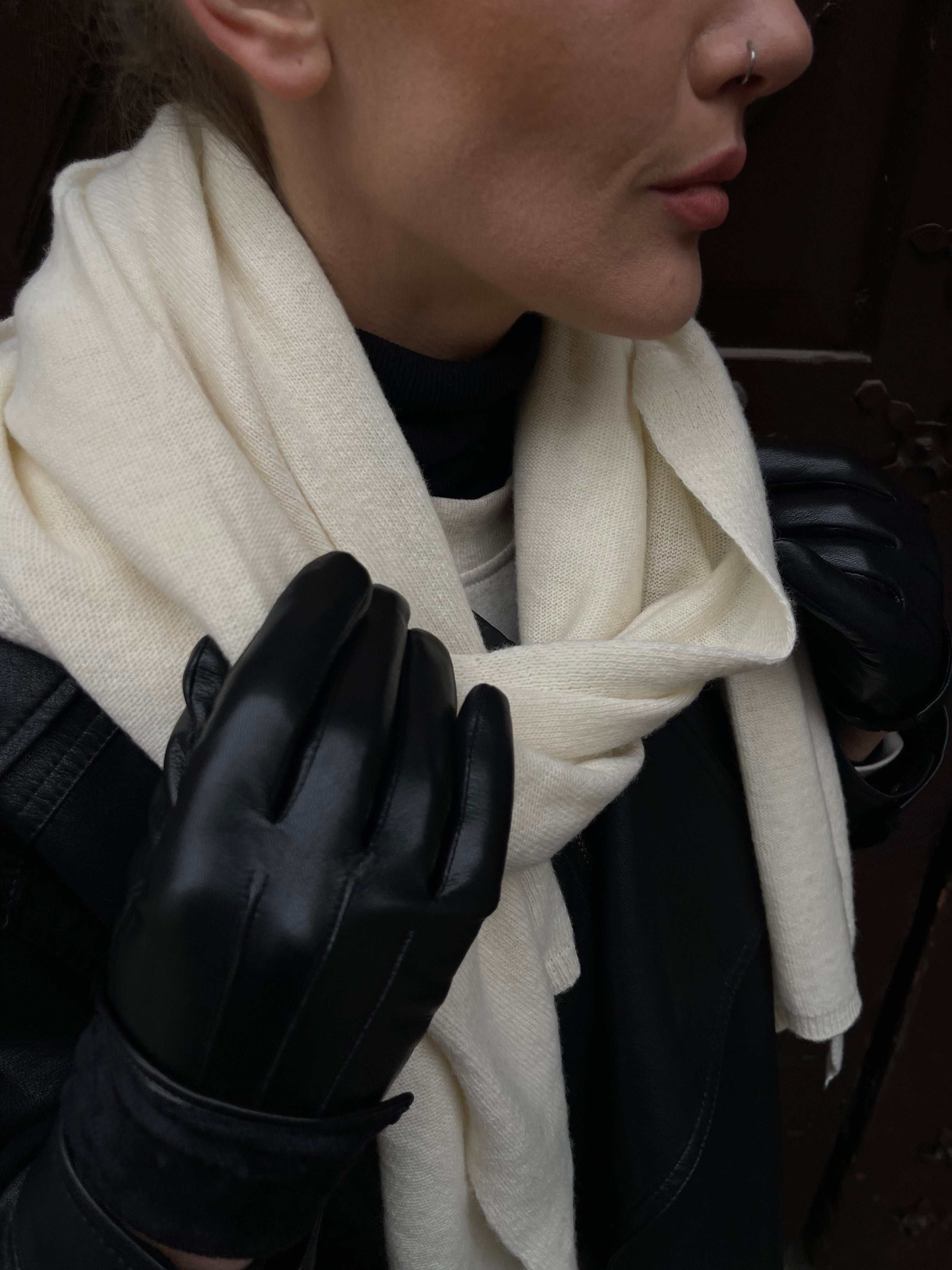 Wool and cashmere scarf