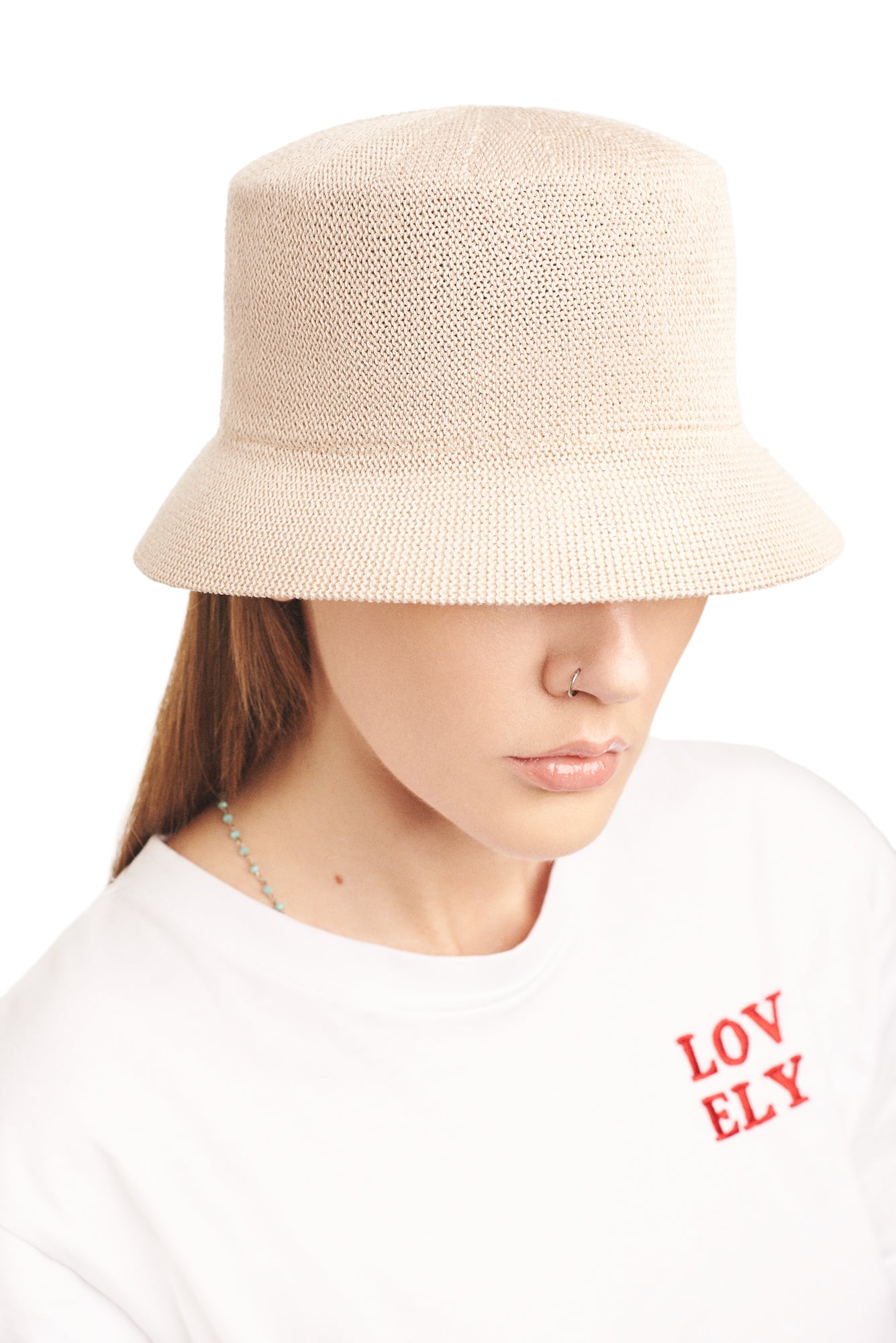Latte raffia bucket hat