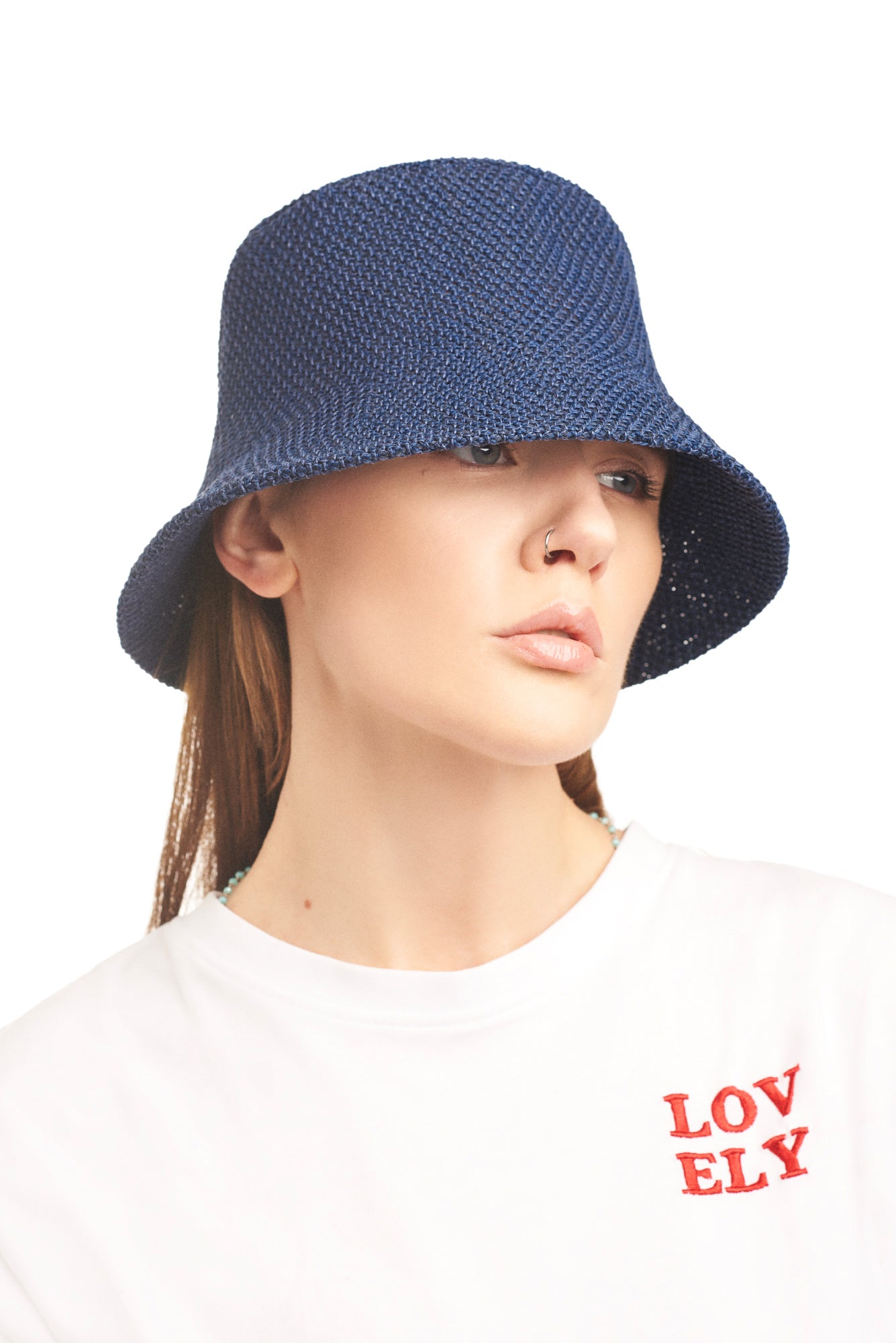 Bleu marine raffia bucket hat