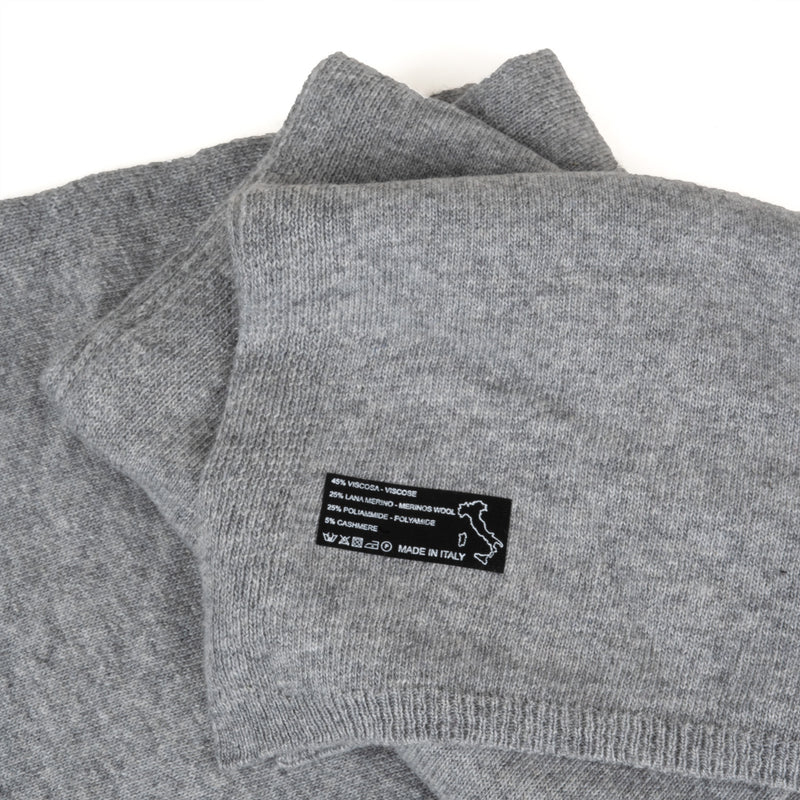 Wool and cashmere scarf