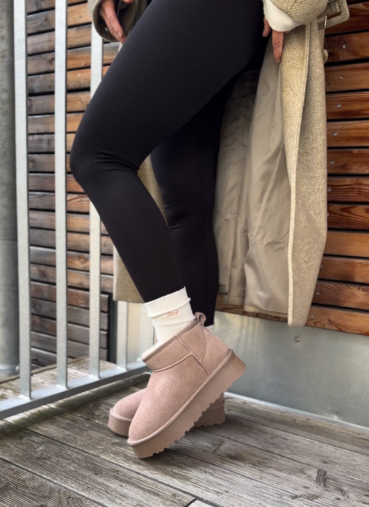 Manois